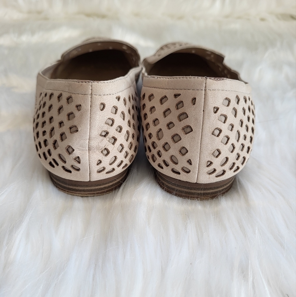 Neutral "chic" loafers perfect for Spring and Summer! - Picture 8 of 10